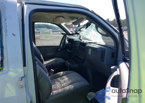 2005 GMC Savana Standard из США, поврежденный, VIN 1GTGG25VX51262507